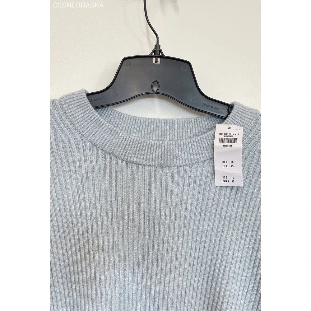 Abercrombie & Fitch Blue‎ Soft Womens Sweater - Size M - Picture 2 of 8